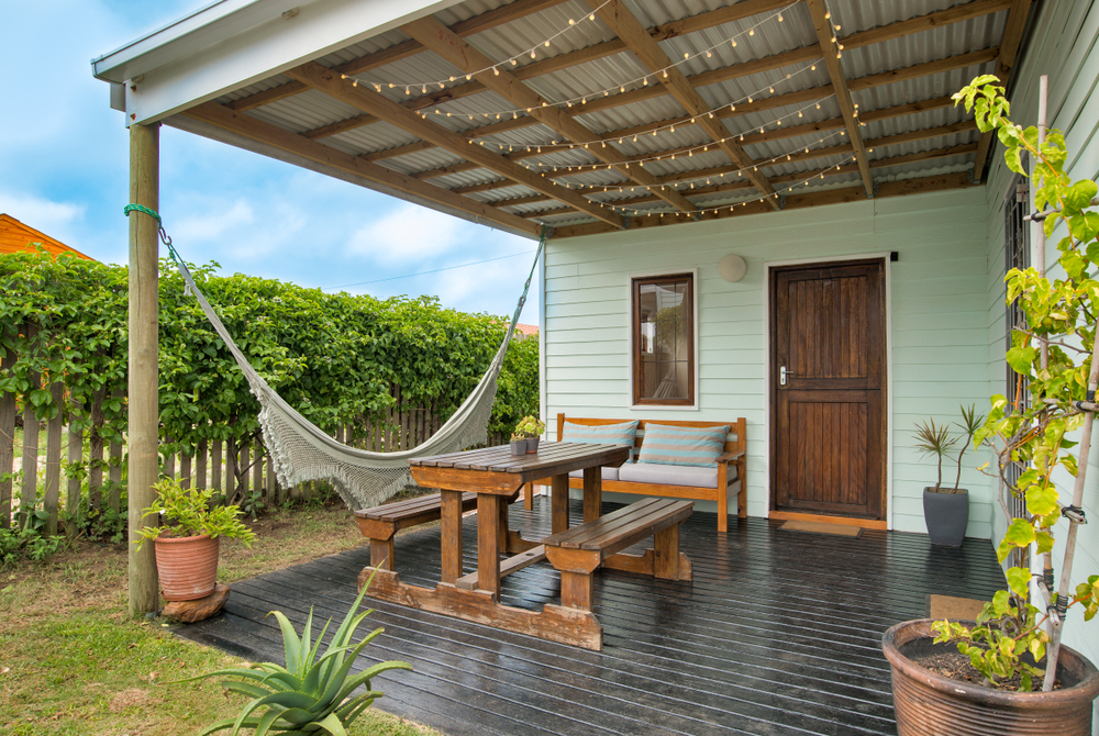 Deck Coverings Add Backyard Appeal All-Year Long