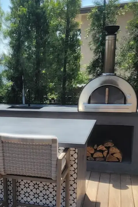 Outdoor Kitchens